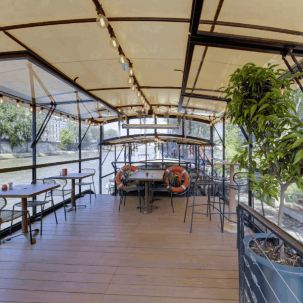 1-peniche-le-marcounet-rooftop-paris-lieu-de-reception