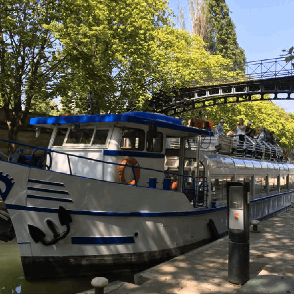 1-peniche-paris-canal-le-martin-pecheur-croisiere-sur-la-seine