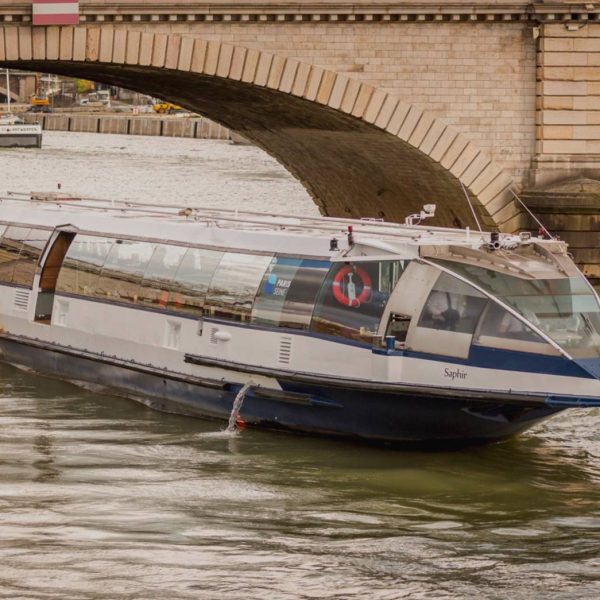 1-peniche-paris-seine-le-saphir-croisiere-sur-la-seine